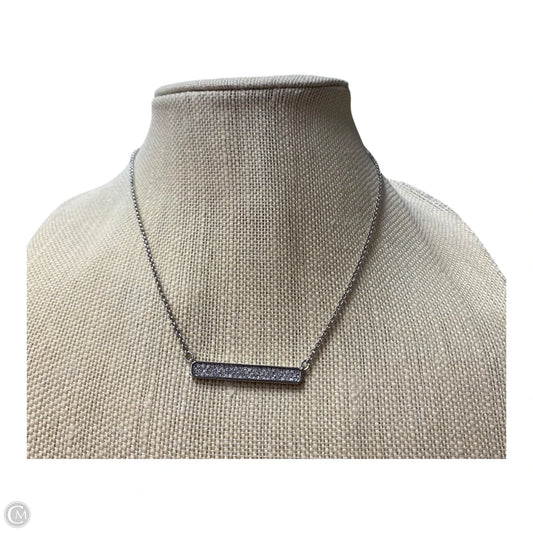 Necklace Choker & Collar
