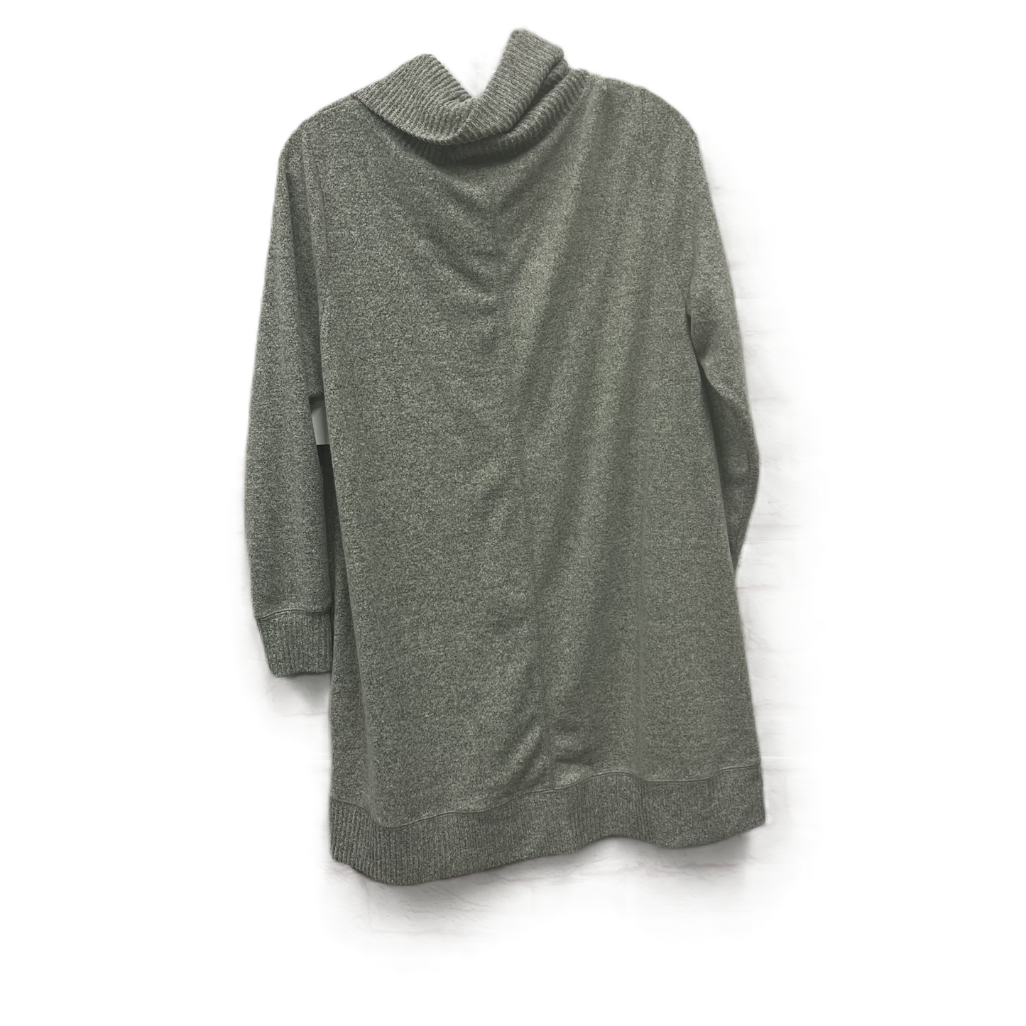 Athletic Top Long Sleeve Collar By Denim And Co Qvc In Grey, Size: L