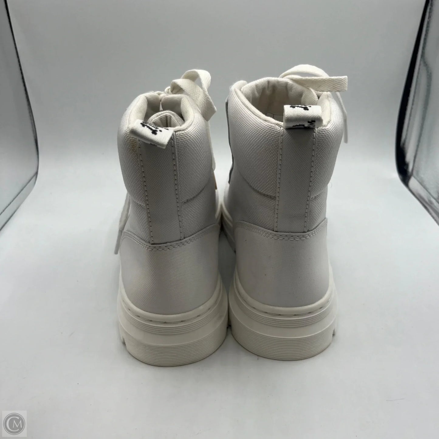Boots Combat By Dr Martens In White, Size: 9