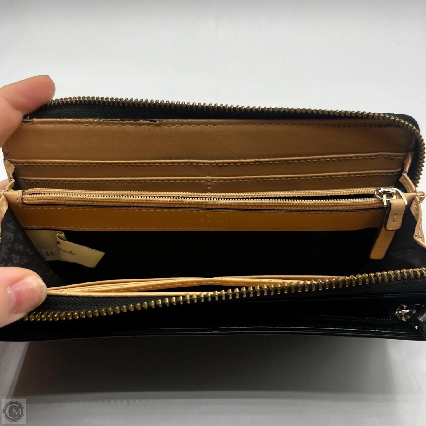 Wristlet Designer By Kate Spade, Size: Medium