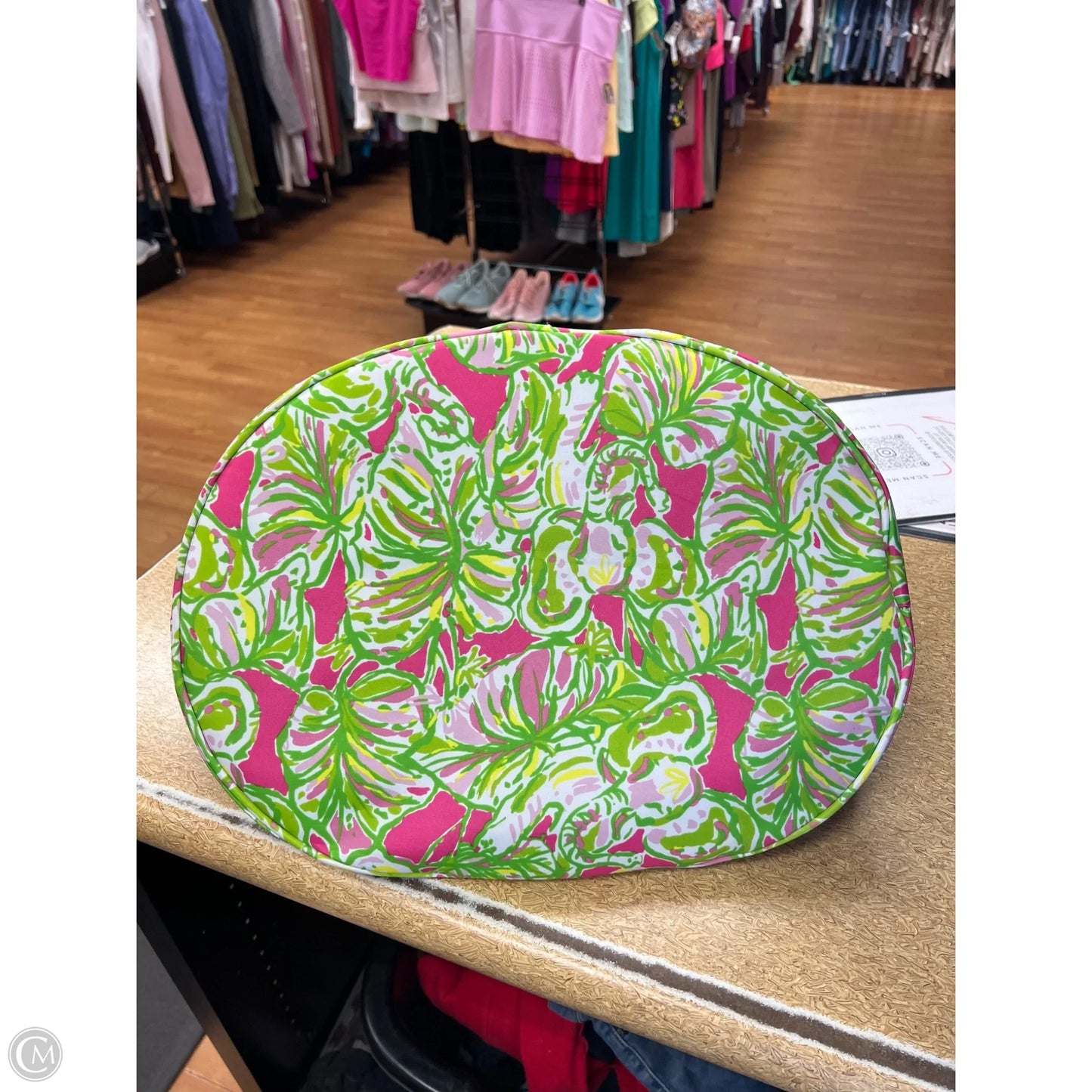 Handbag Designer By Lilly Pulitzer, Size: Large
