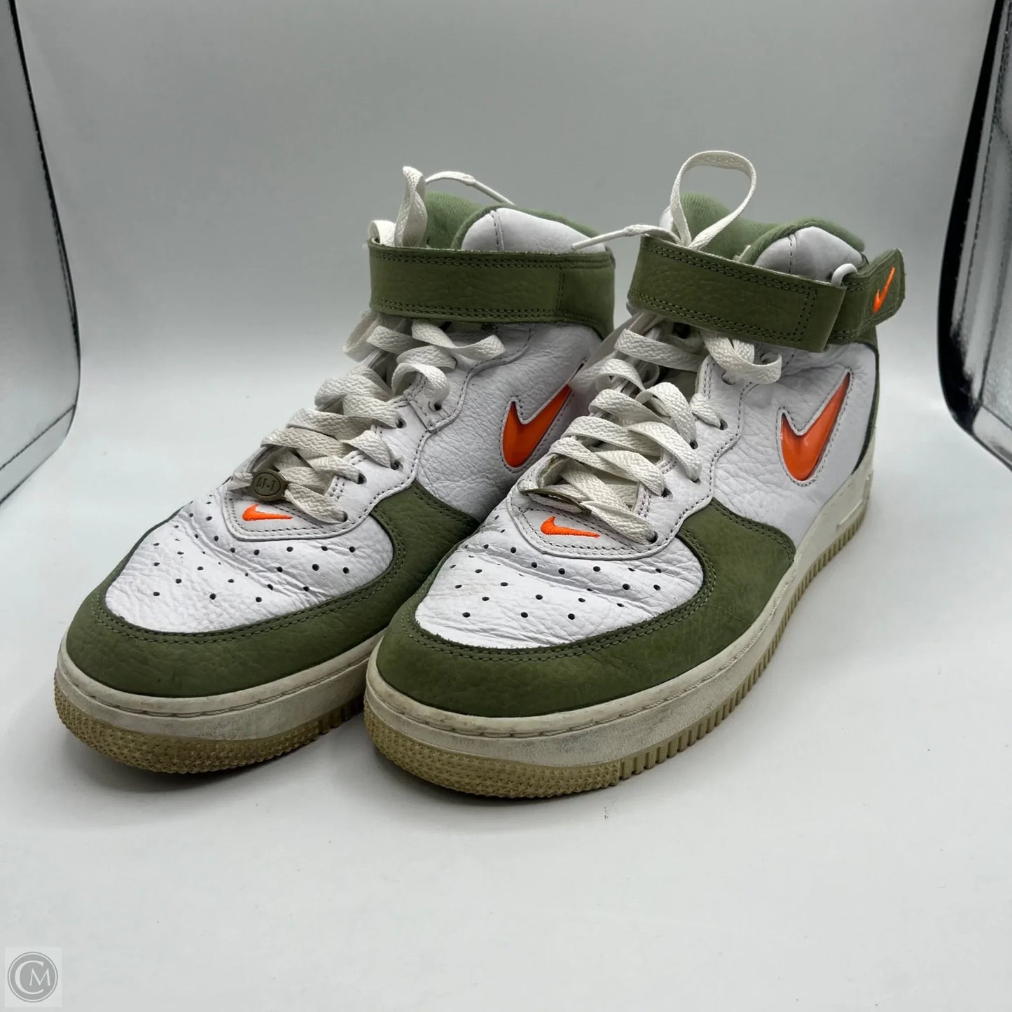 Shoes Flats By Nike In Multi-colored, Size: 8.5