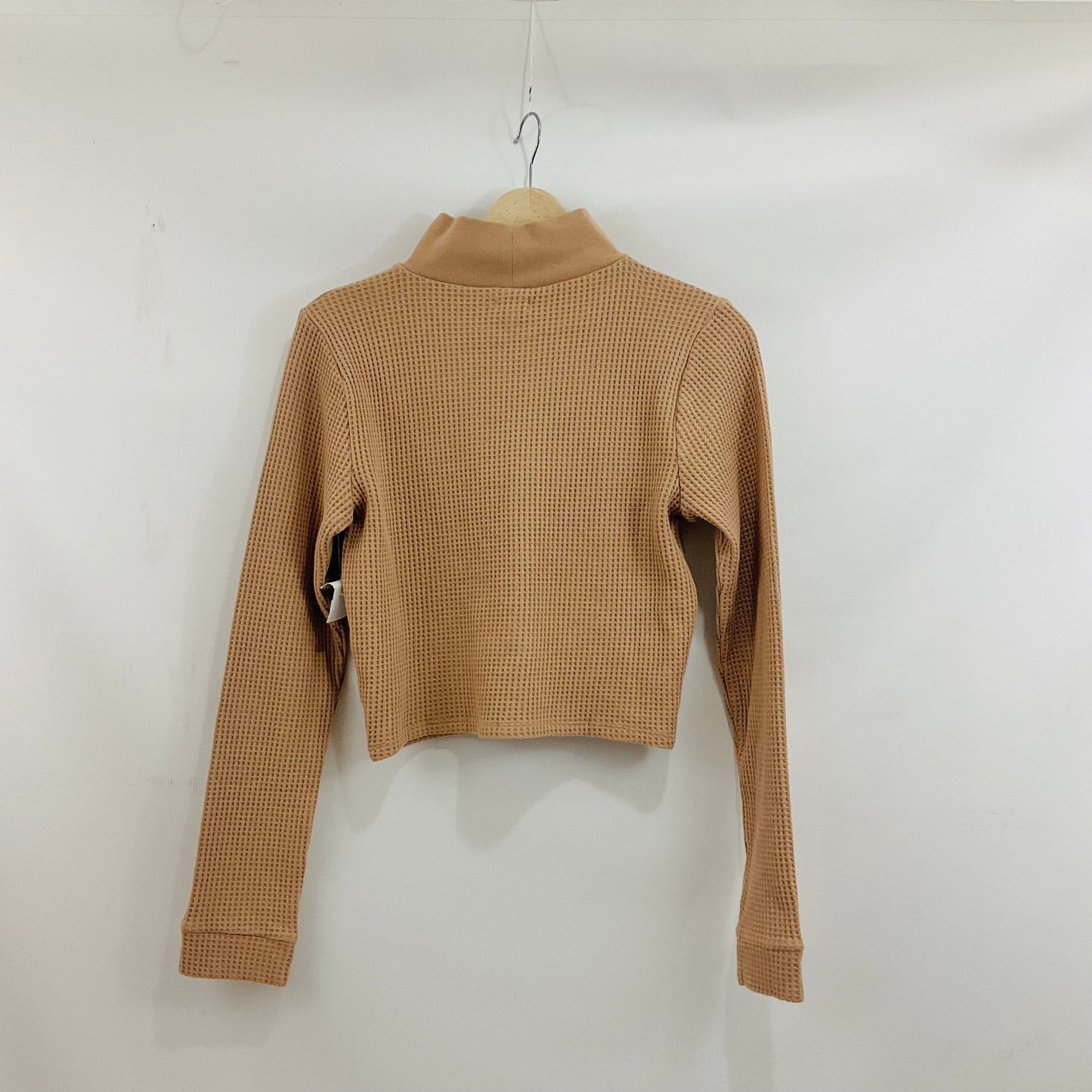 Top Long Sleeve By Aerie In Tan, Size: L