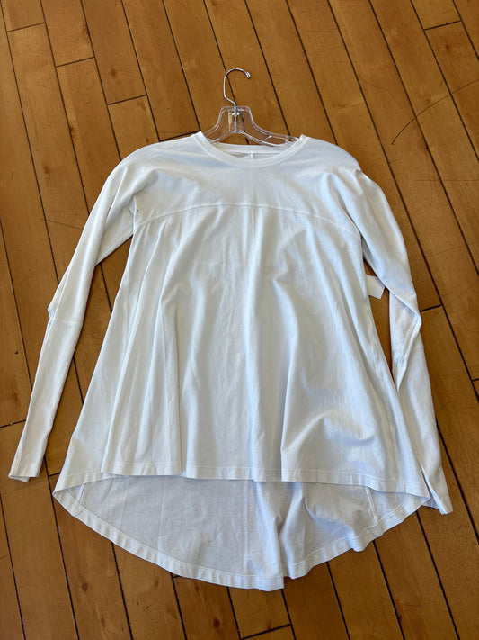 Athletic Top Long Sleeve Collar By Lululemon In White, Size: S