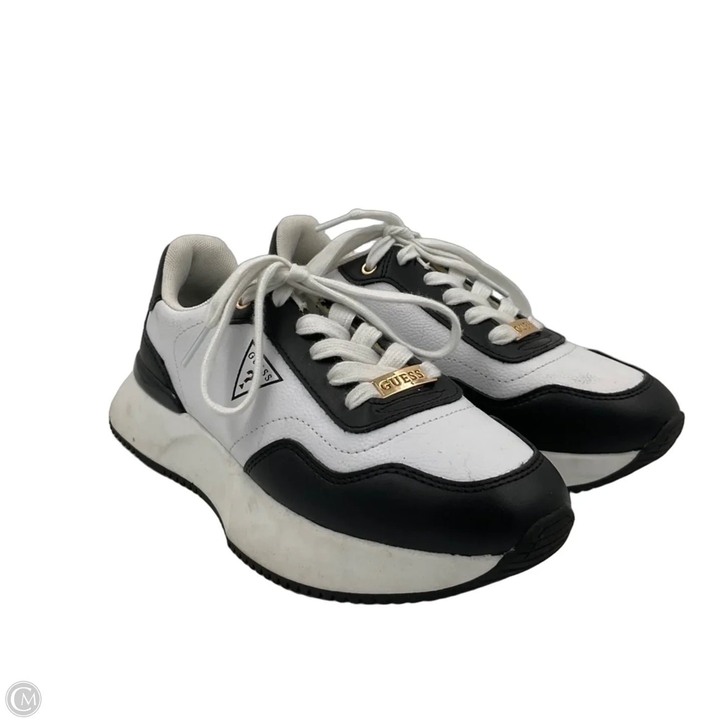 Shoes Sneakers By Guess In Black & White, Size: 7.5