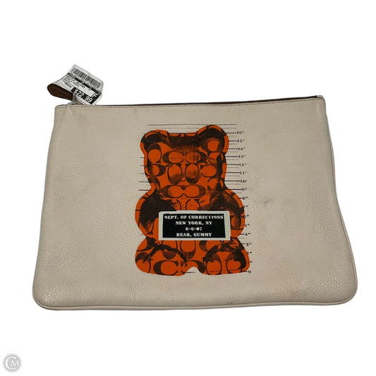 Wristlet Designer By Coach, Size: Medium