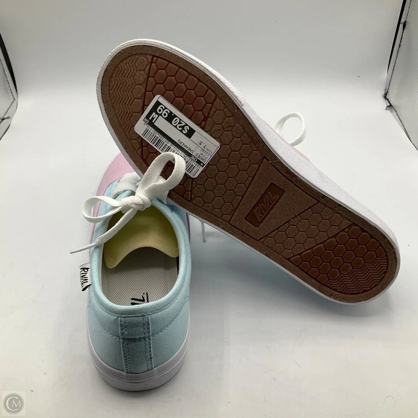 Shoes Sneakers By Cmc In Pink, Size: 7.5