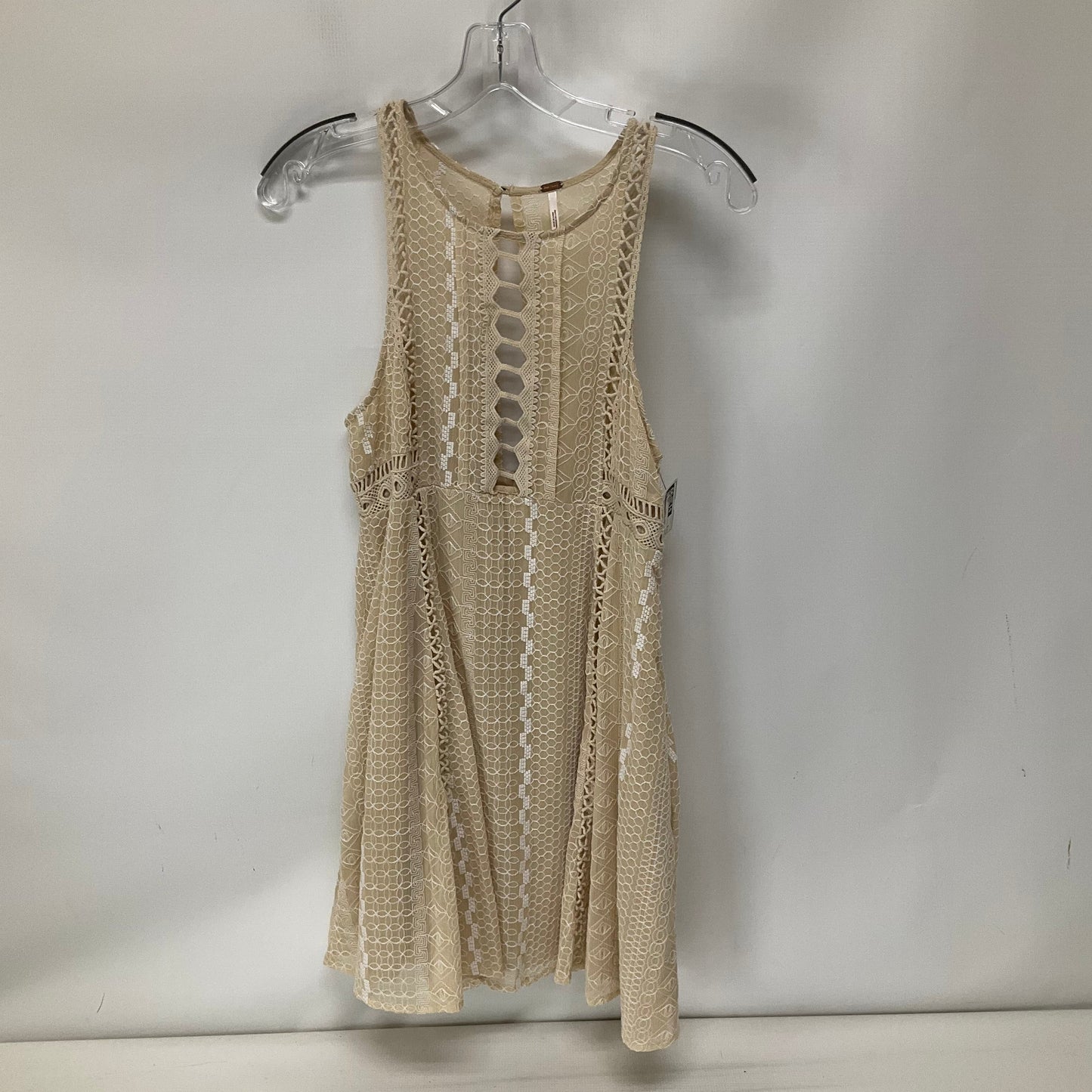 Dress Casual Short By Free People  Size: 6