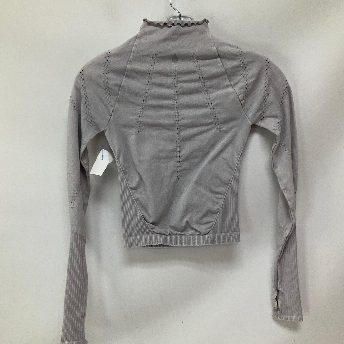 Athletic Top Long Sleeve Crewneck By Free People In Grey, Size: Xs