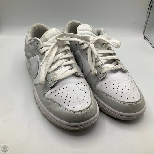 Shoes Sneakers By Nike In Grey & White, Size: 10.5