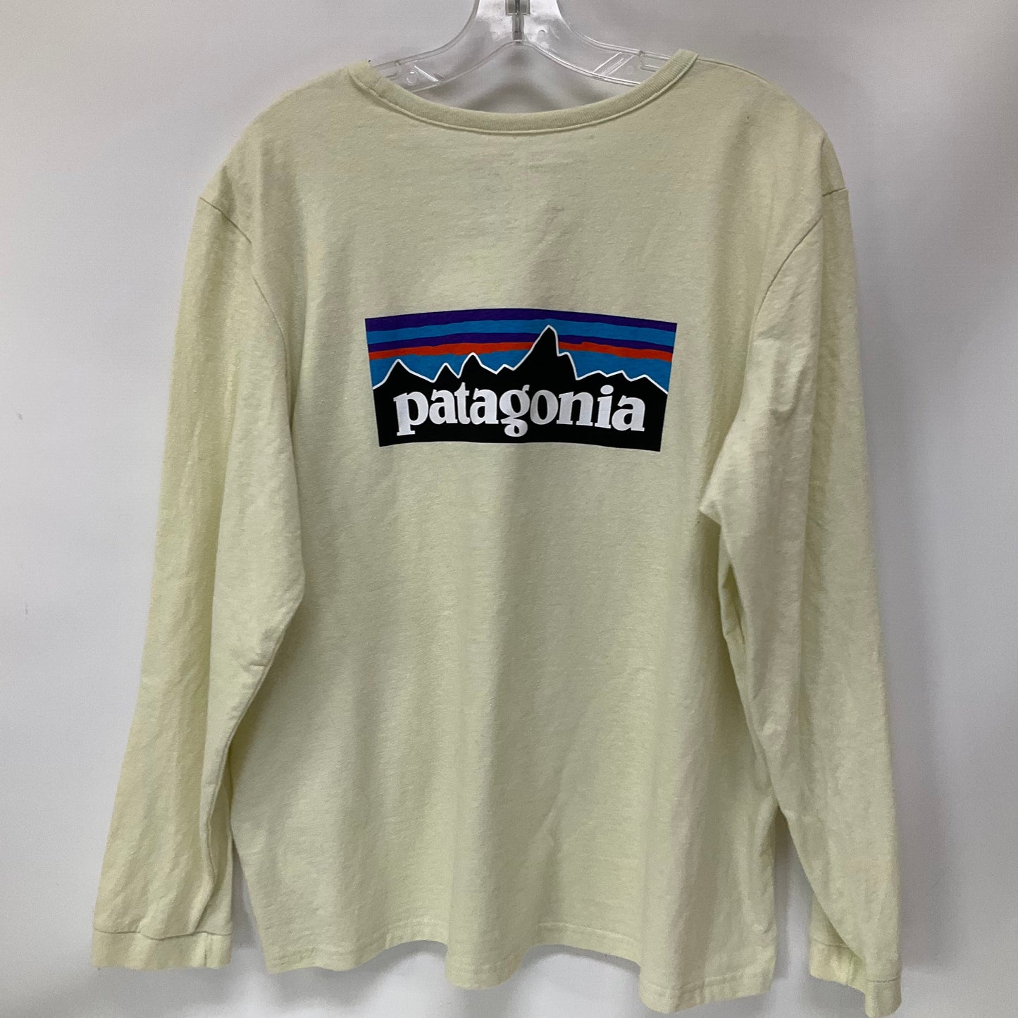 Athletic Top Long Sleeve Collar By Patagonia In Yellow, Size: Xxl