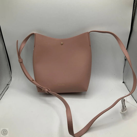 Crossbody By Cmb, Size: Small