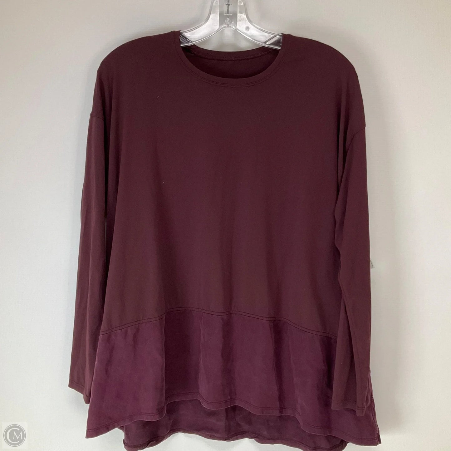 Athletic Top Long Sleeve Crewneck By Lululemon In Maroon, Size: 10