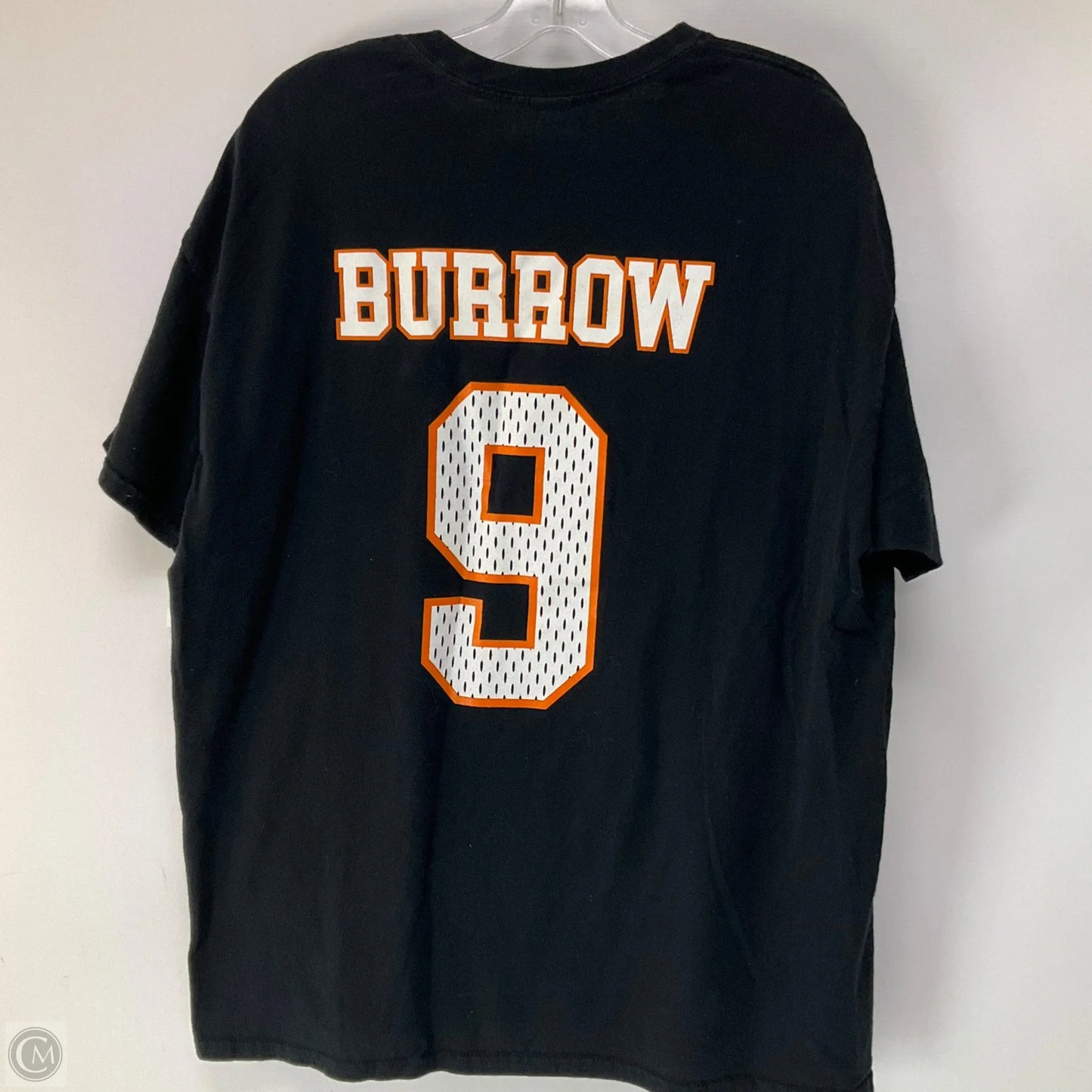 Top Short Sleeve By Gildan In Black & Orange, Size: L