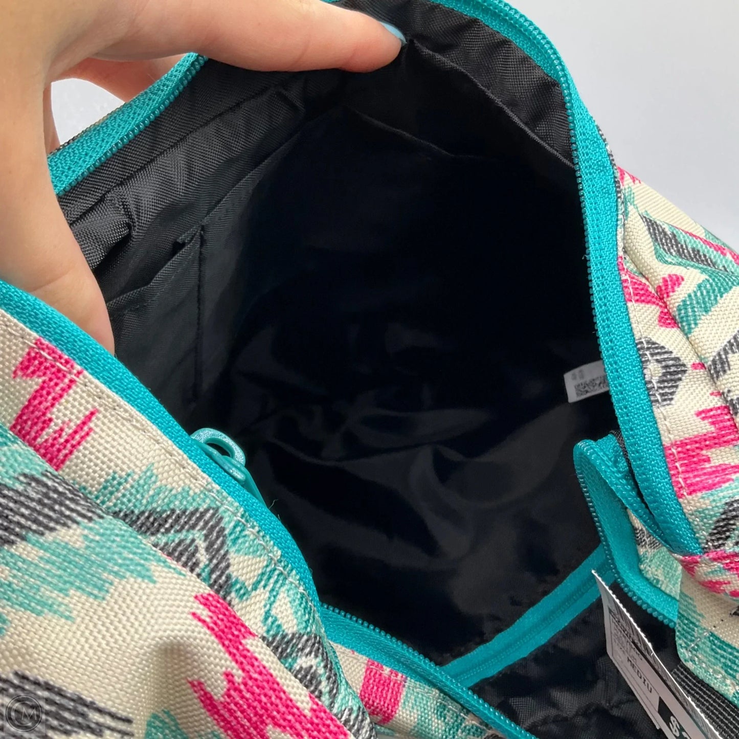 Handbag By Kavu, Size: Medium