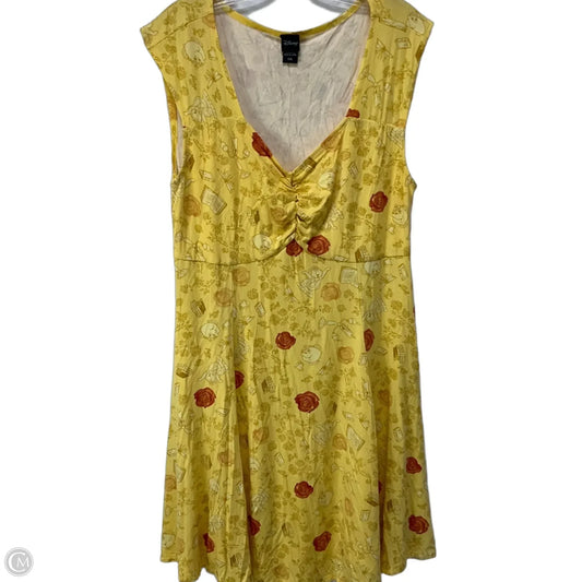 Dress Casual Short By Disney In White & Yellow, Size: Xxl