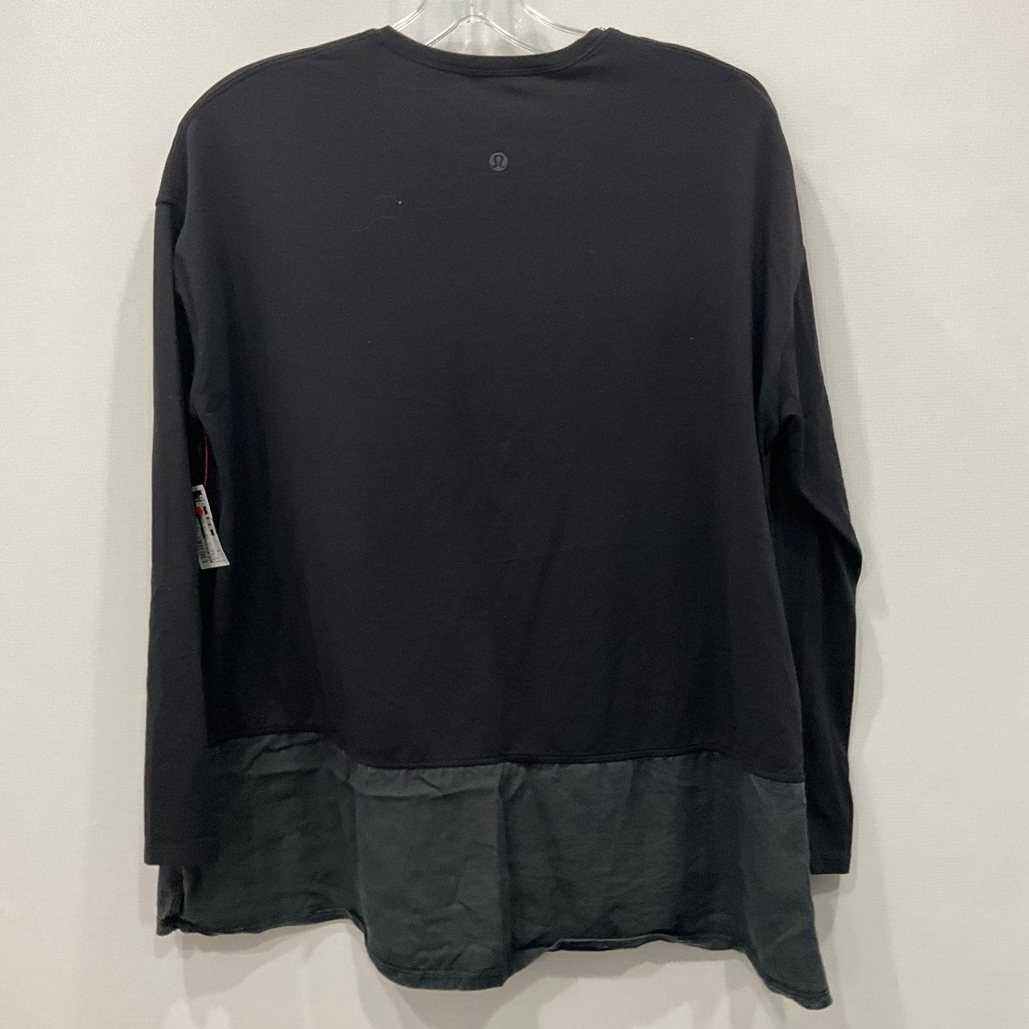 Athletic Top Long Sleeve Crewneck By Lululemon In Black, Size: 6