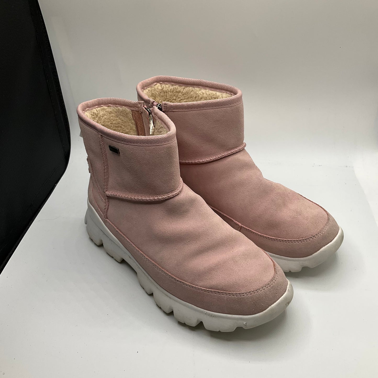 Boots Snow By Ugg In Pink, Size: 8.5