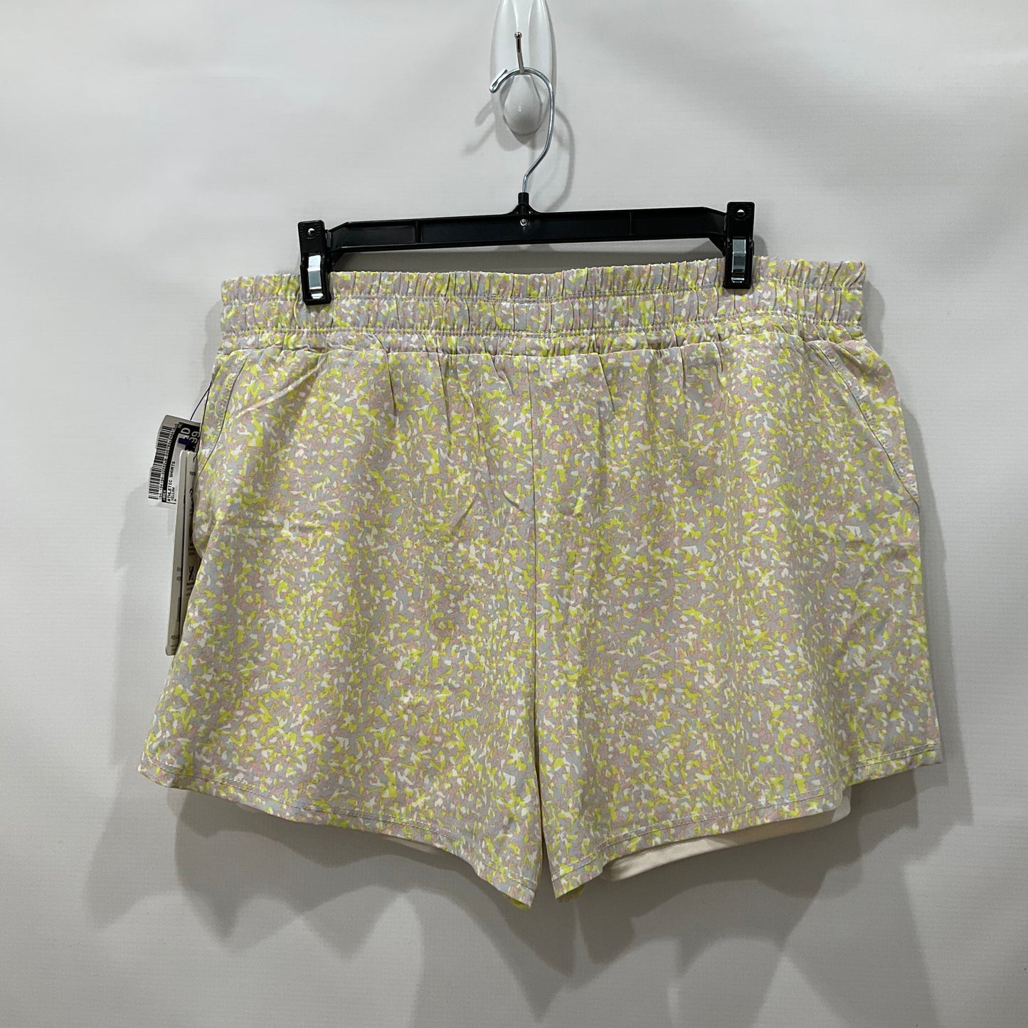 Yellow Athletic Shorts Rbx, Size M