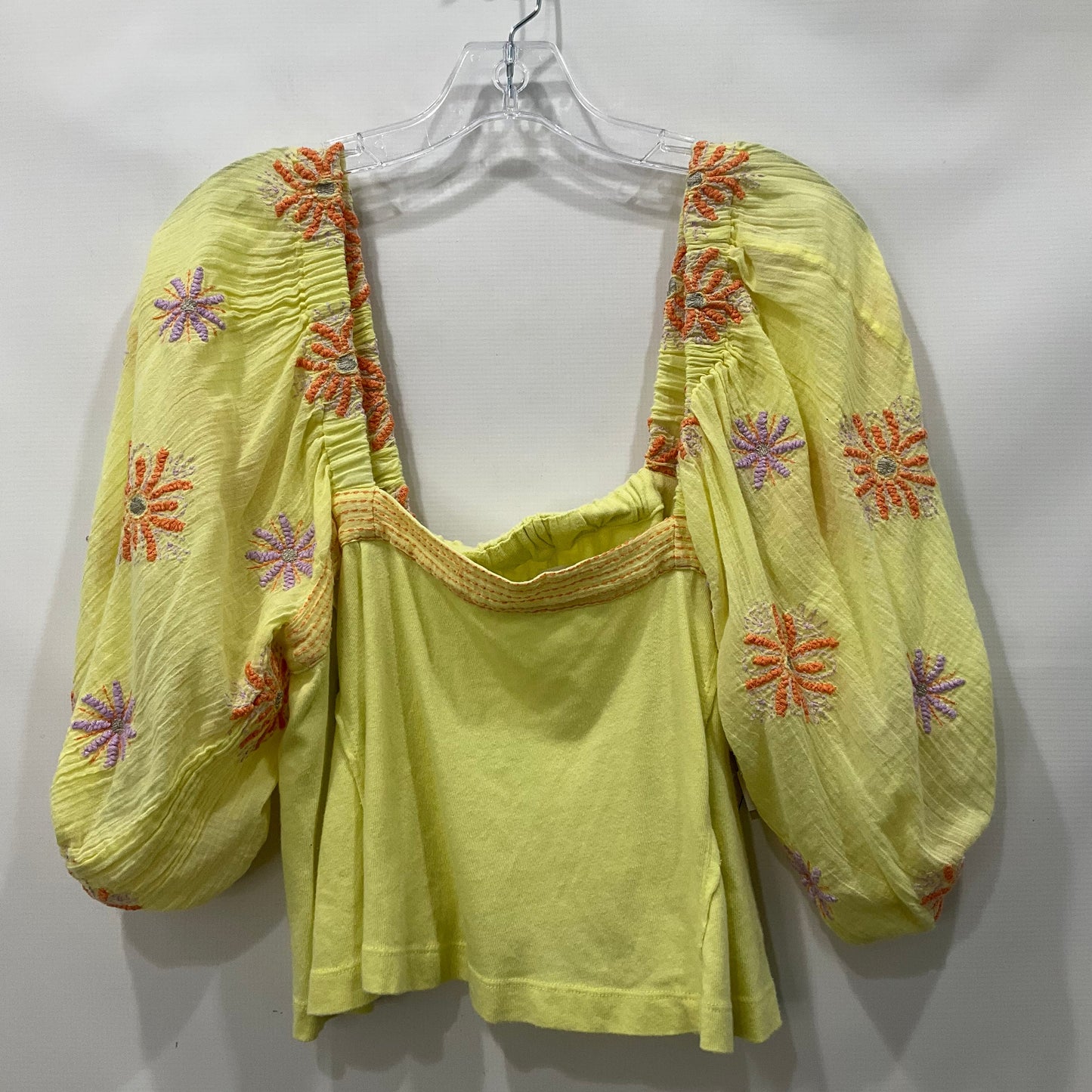 Yellow Top Short Sleeve Urban Outfitters, Size L