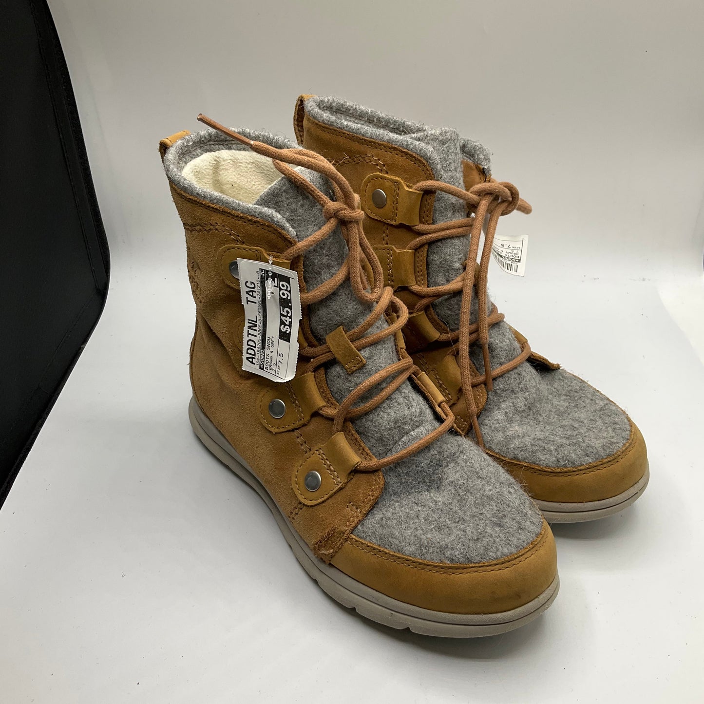 Boots Snow By Sorel In Brown & Grey, Size: 7.5