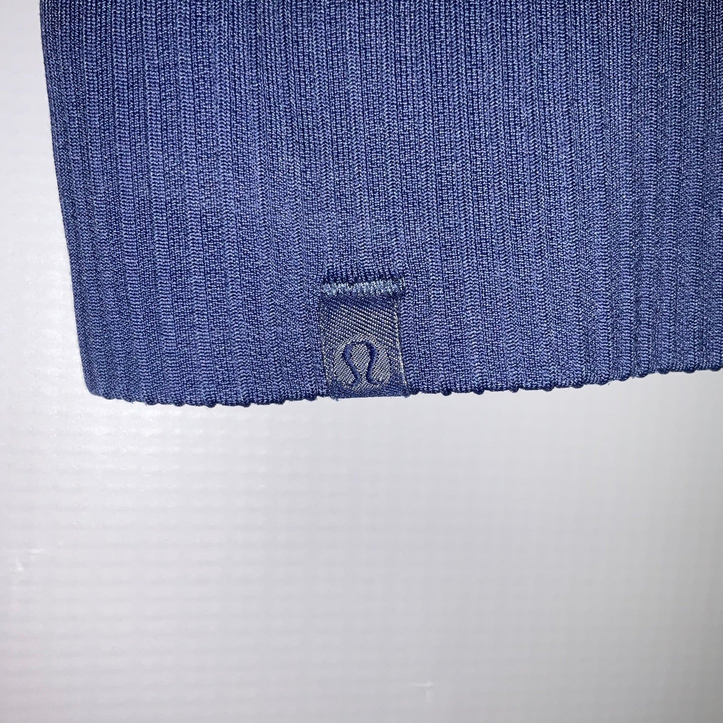 Athletic Top Long Sleeve Hoodie By Lululemon In Blue, Size: 4