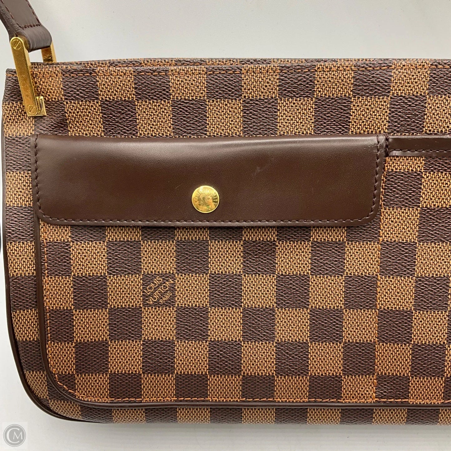 Handbag Luxury Designer By Louis Vuitton, Size: Medium