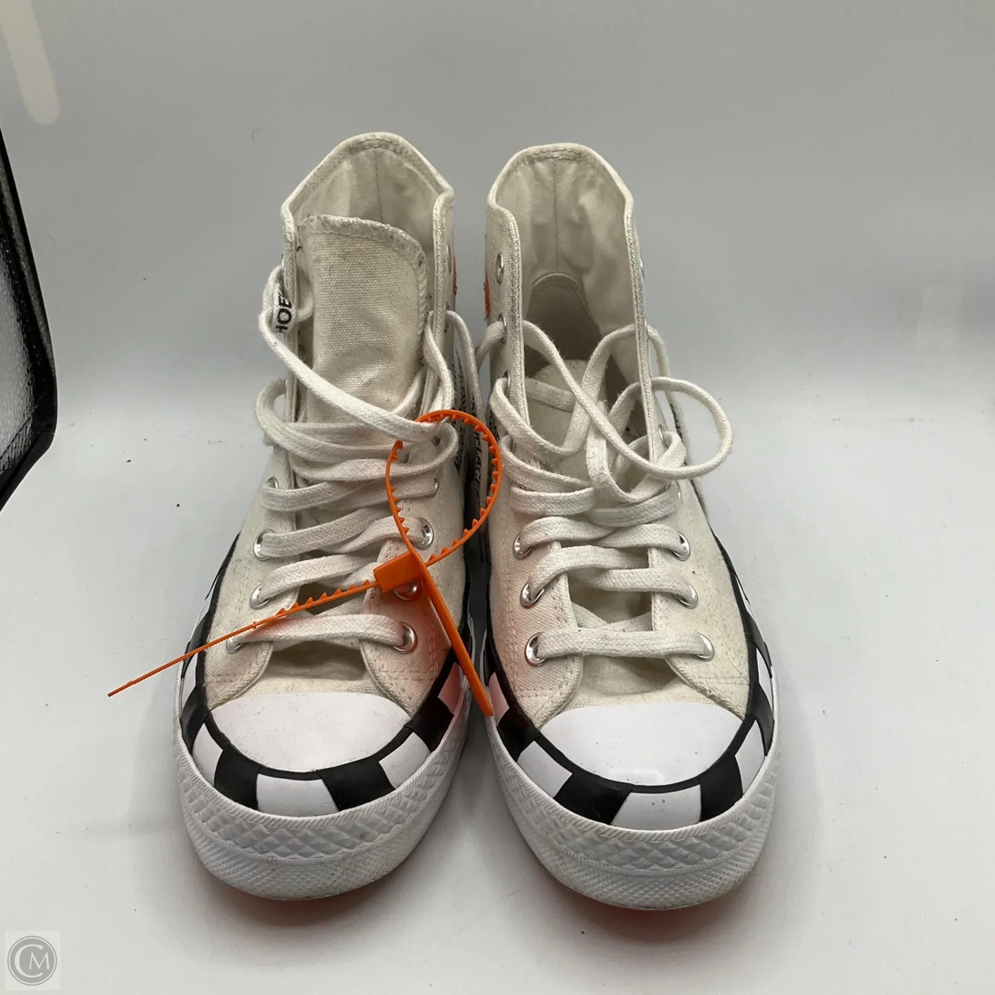 Shoes Athletic By Converse In White, Size: 10