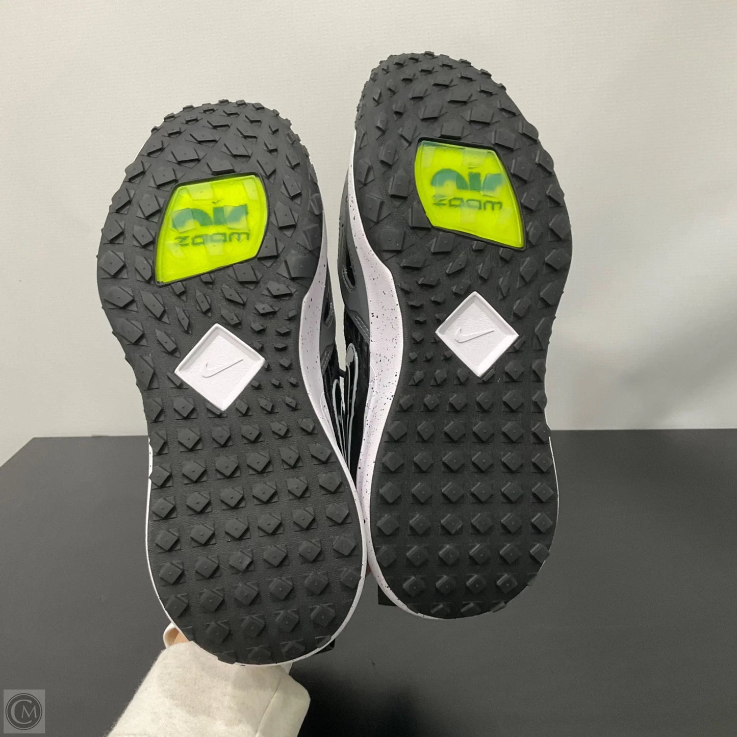 Shoes Athletic By Nike In Black, Size: 6.5