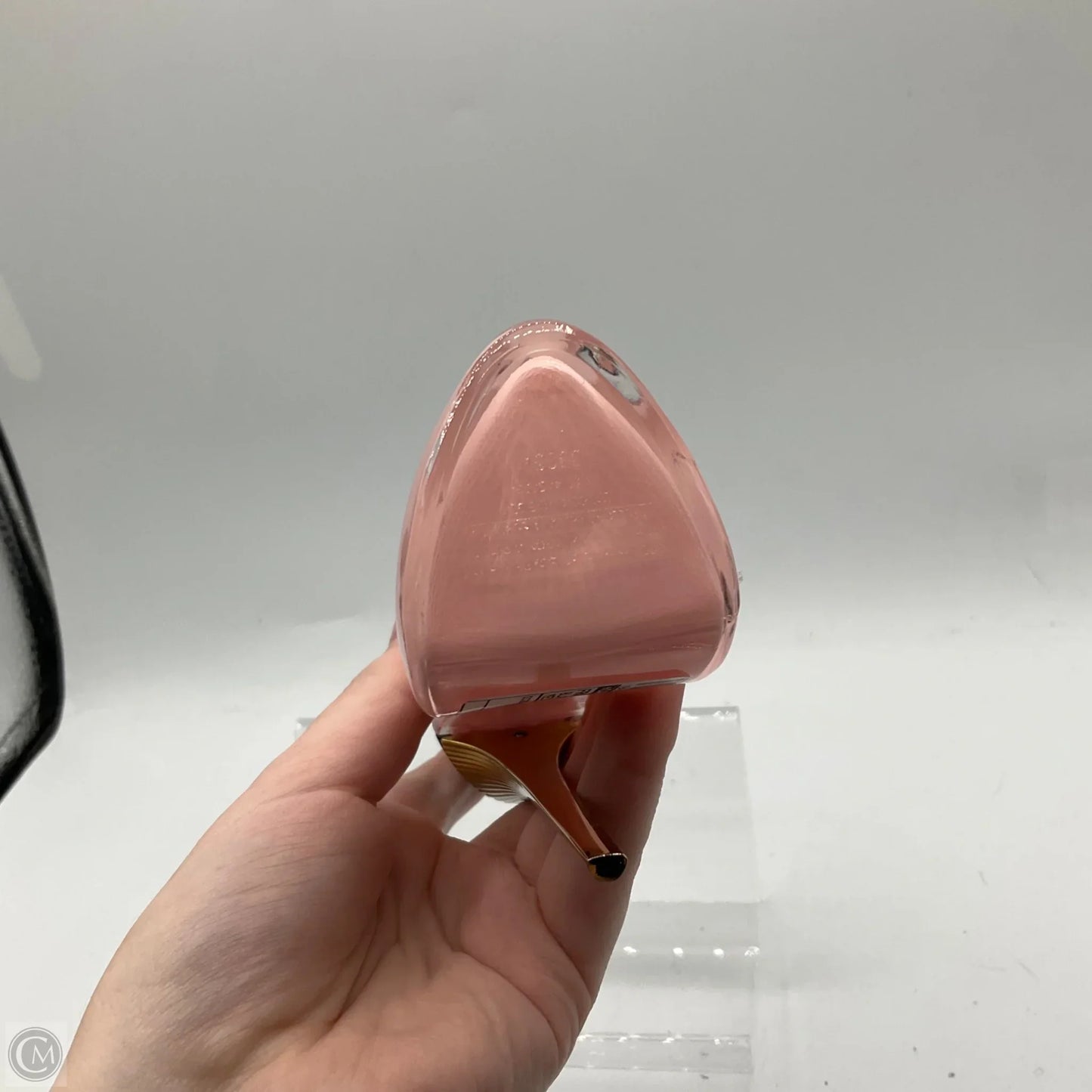 Fragrance Designer By Carolina Herrera, Size: Medium