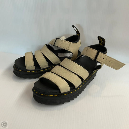 Sandals Flats By Dr Martens In Tan, Size: 5