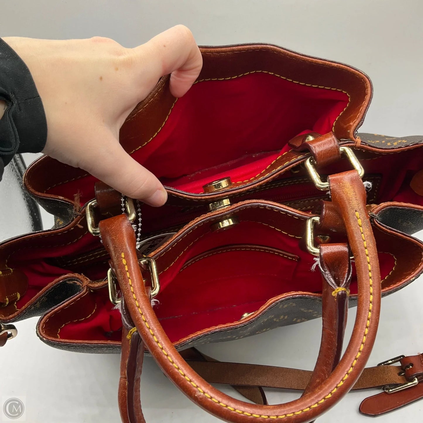 Crossbody Designer By Dooney And Bourke, Size: Medium