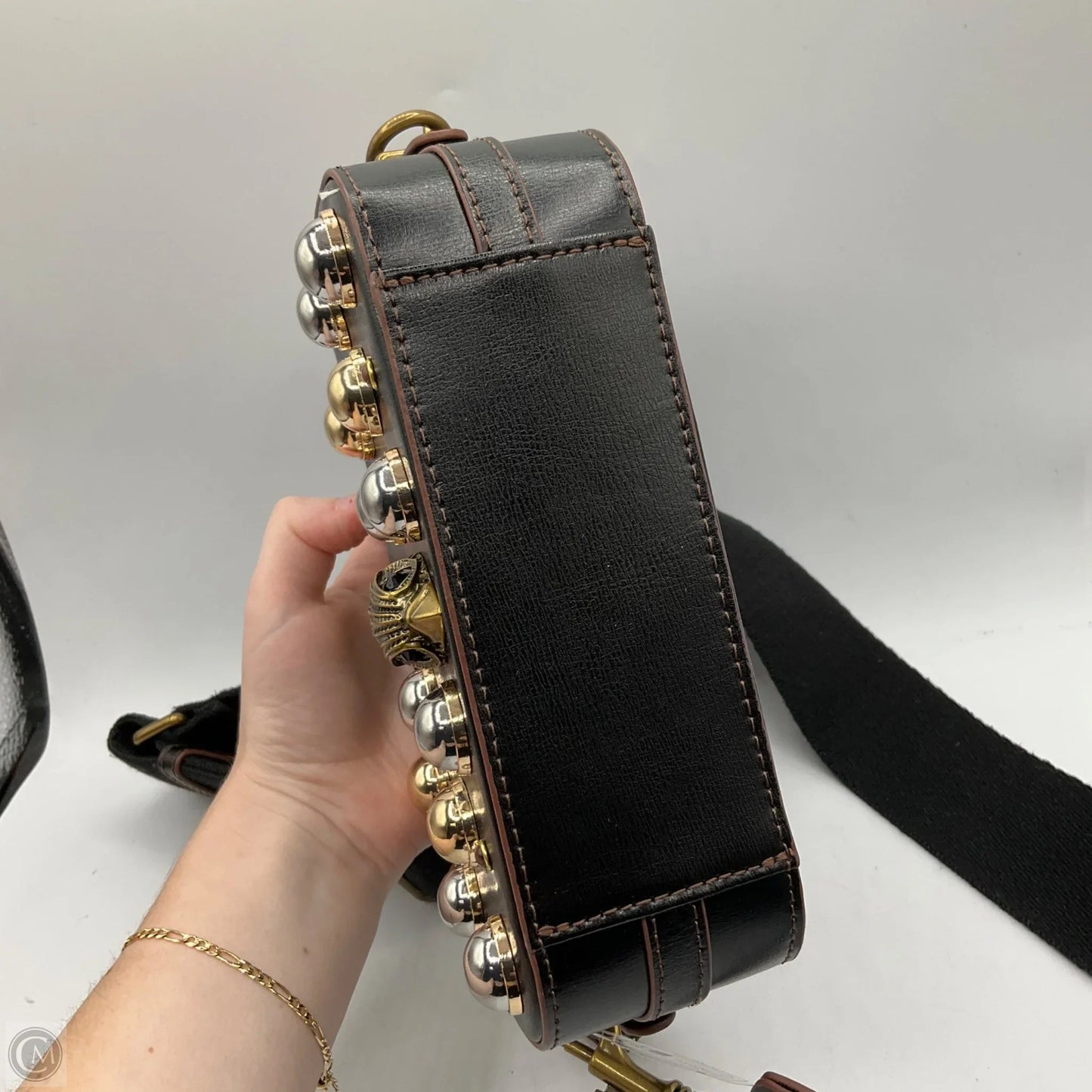 Crossbody Designer By Kurt Geiger, Size: Medium