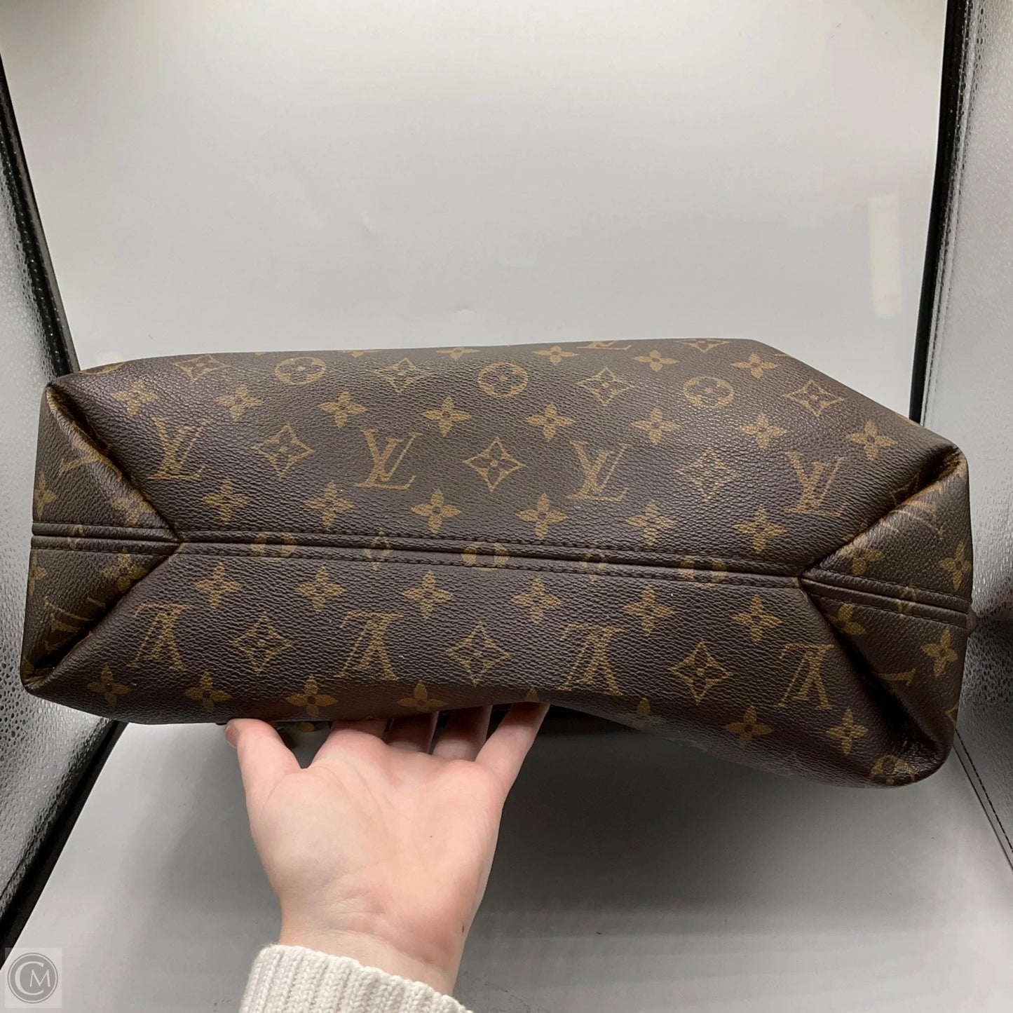 Handbag Luxury Designer By Louis Vuitton, Size: Large