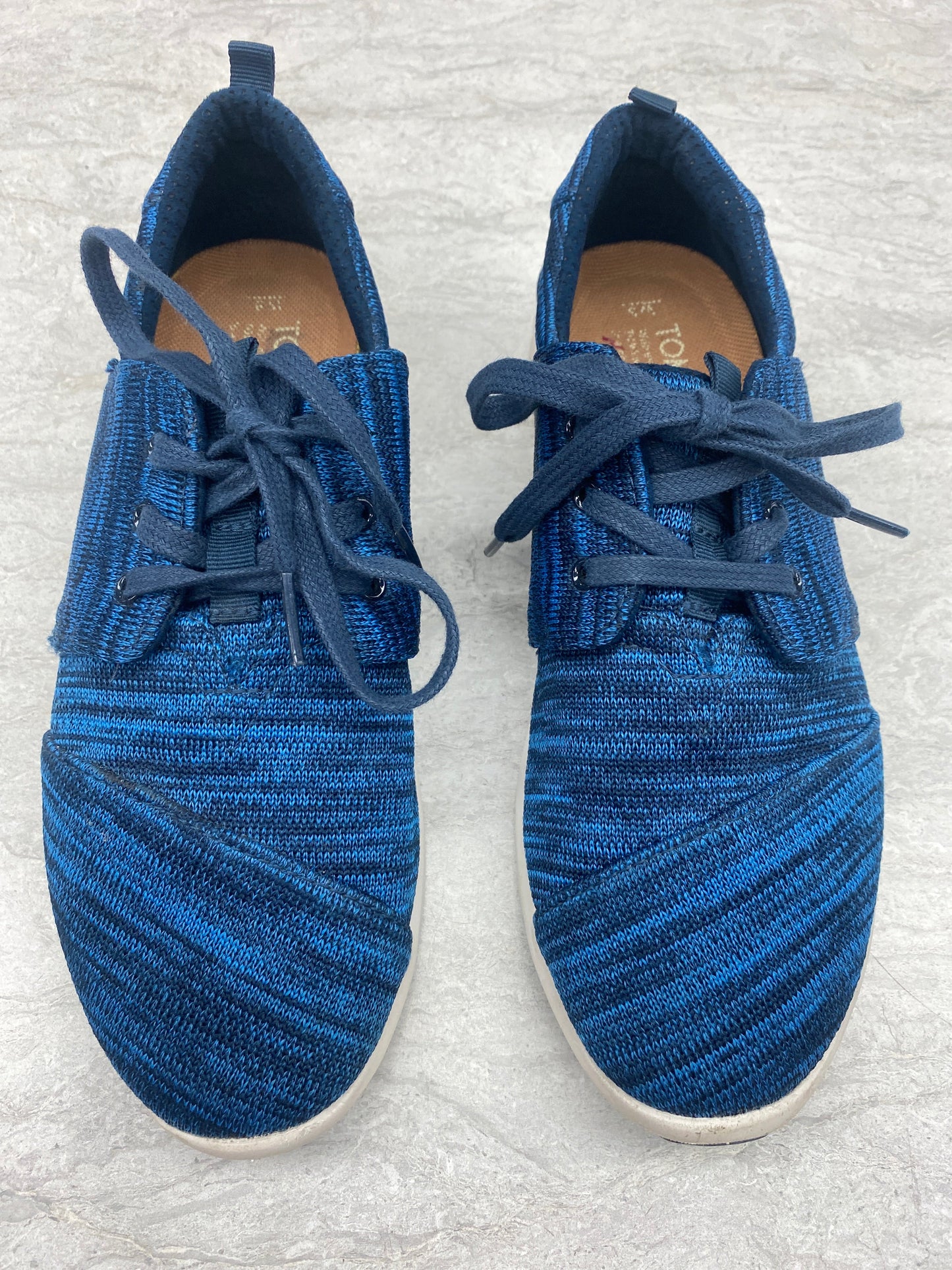 Shoes Sneakers By Toms In Blue, Size: 8