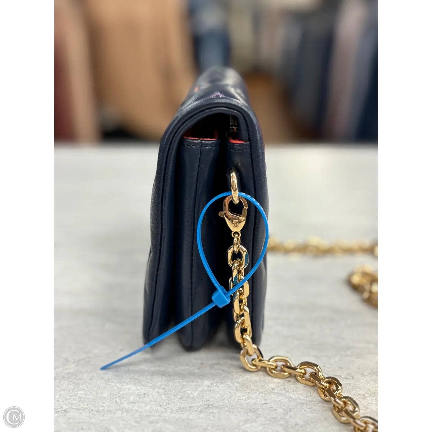 Crossbody Luxury Designer By Louis Vuitton, Size: Small