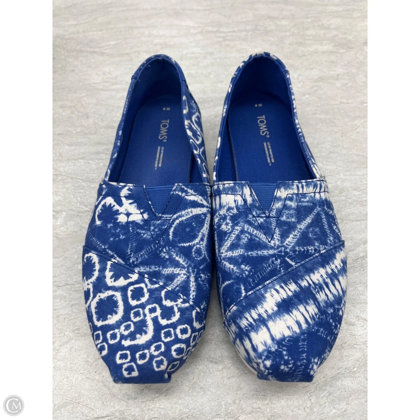 Shoes Flats By Toms In Blue & White, Size: 8