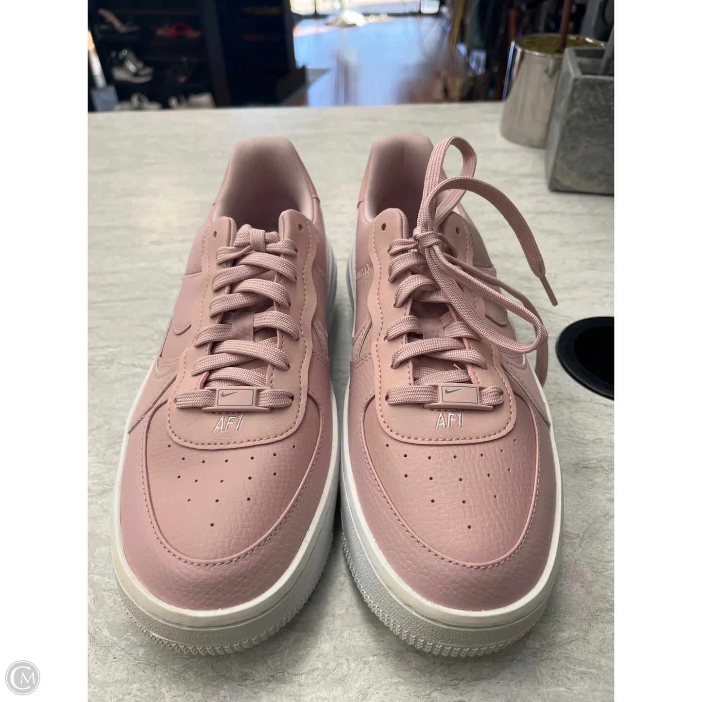 Shoes Sneakers By Nike In Pink & White, Size: 9