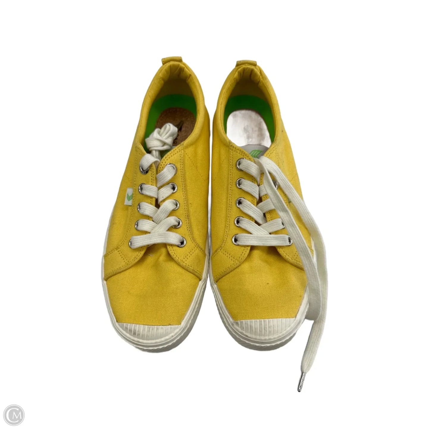Shoes Sneakers By Cariuma In Yellow, Size: 9