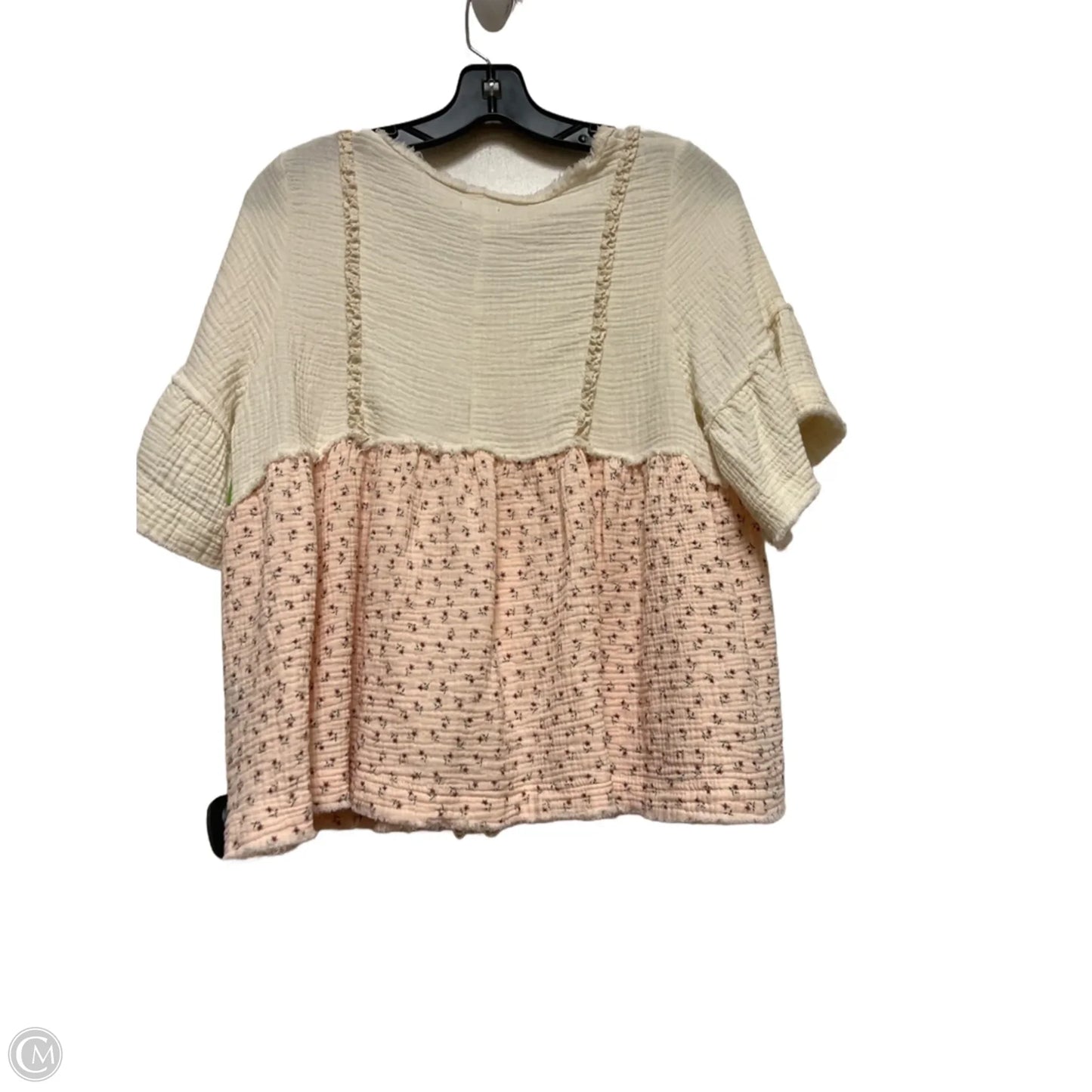 Top Short Sleeve By Pol In Cream & Pink, Size: S