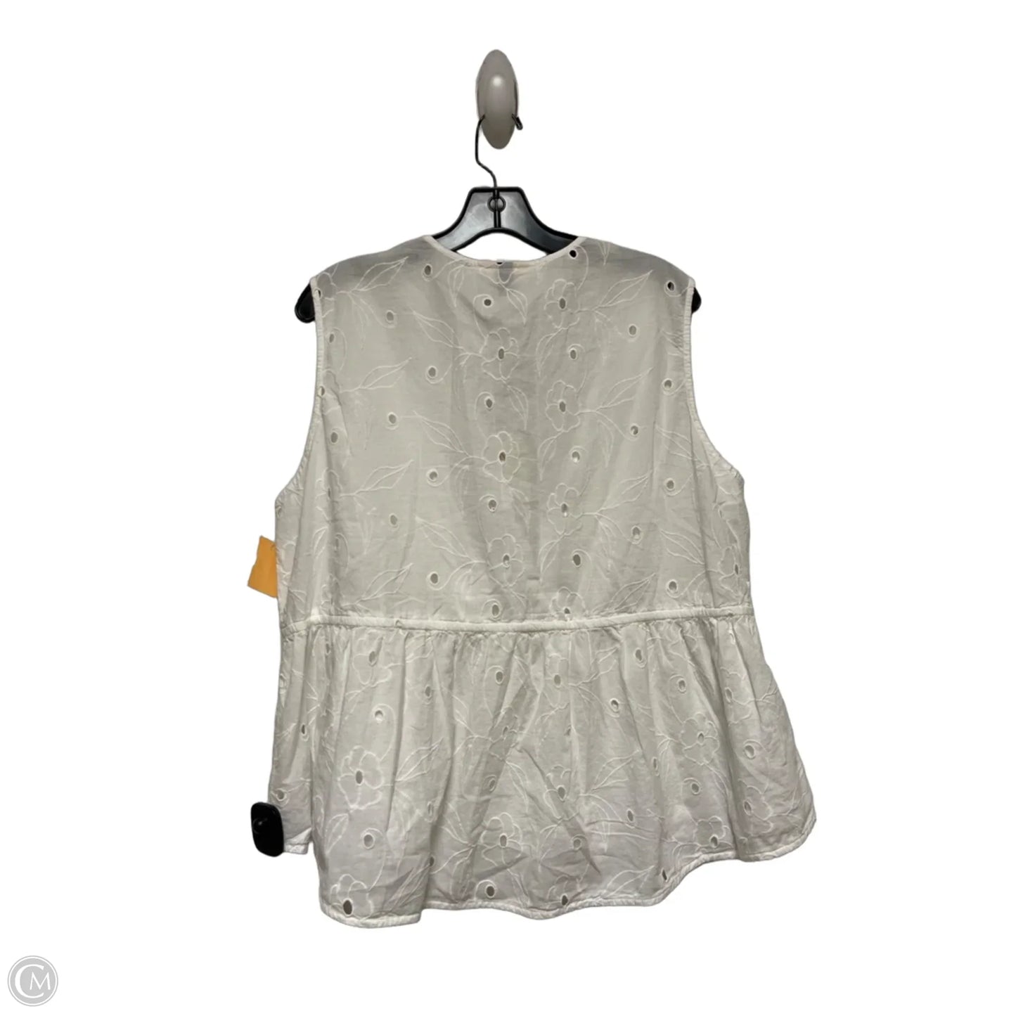 Top Sleeveless By Universal Thread In White, Size: Xxl