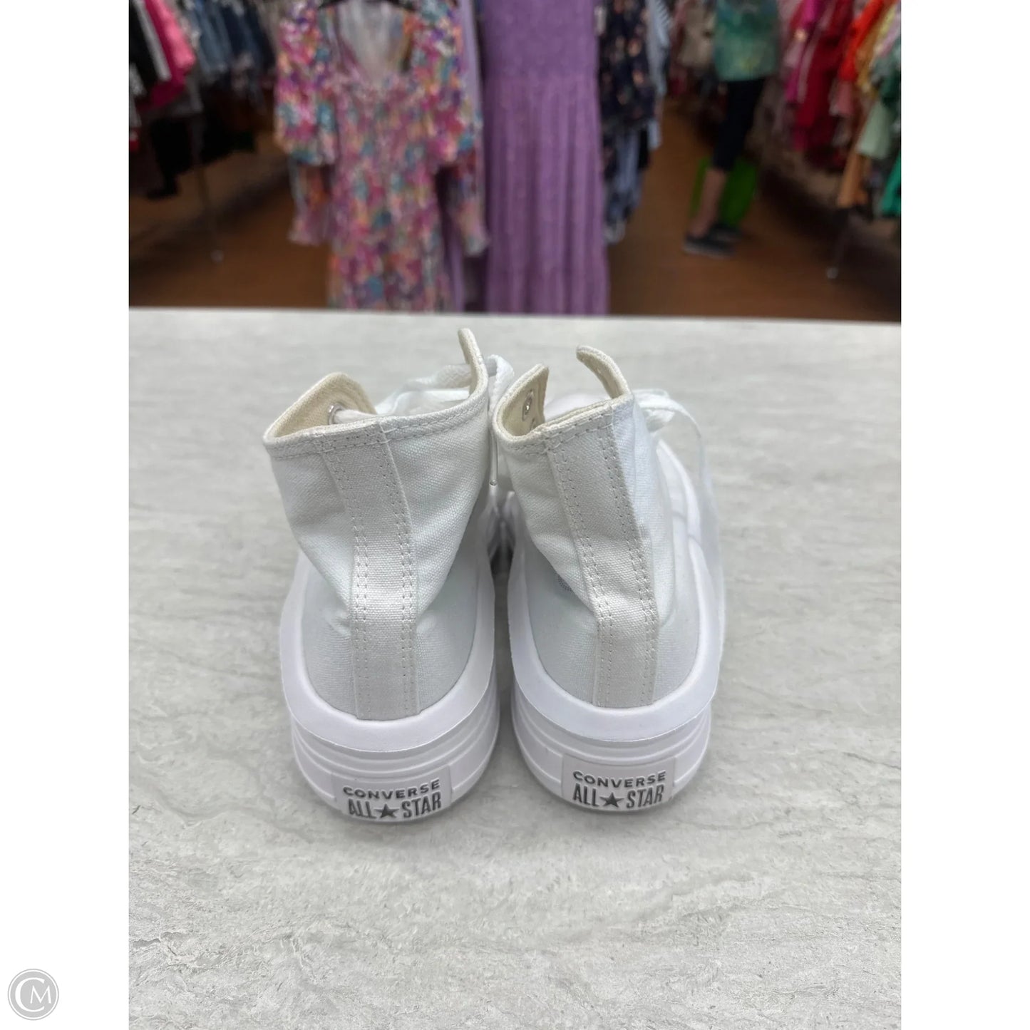 Shoes Sneakers By Converse In White, Size: 7