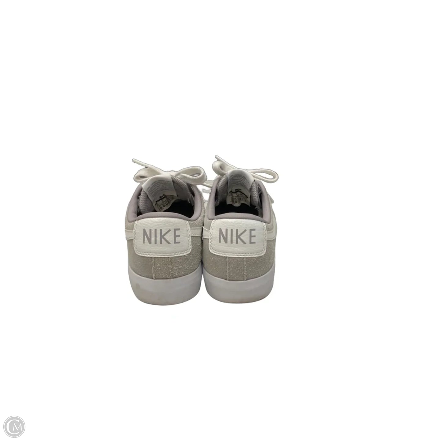 Shoes Sneakers By Nike In Grey, Size: 5.5