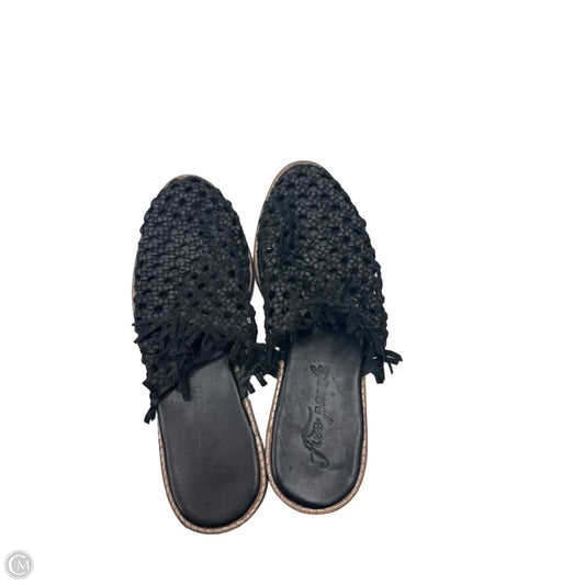 Shoes Flats By Free People In Black, Size: 10