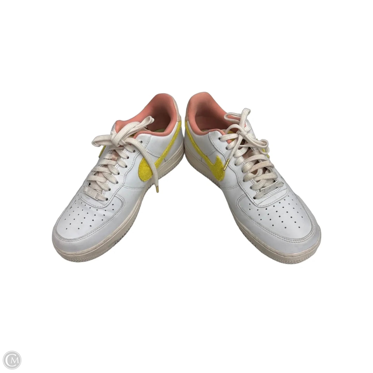 Shoes Sneakers By Nike In White & Yellow, Size: 9.5