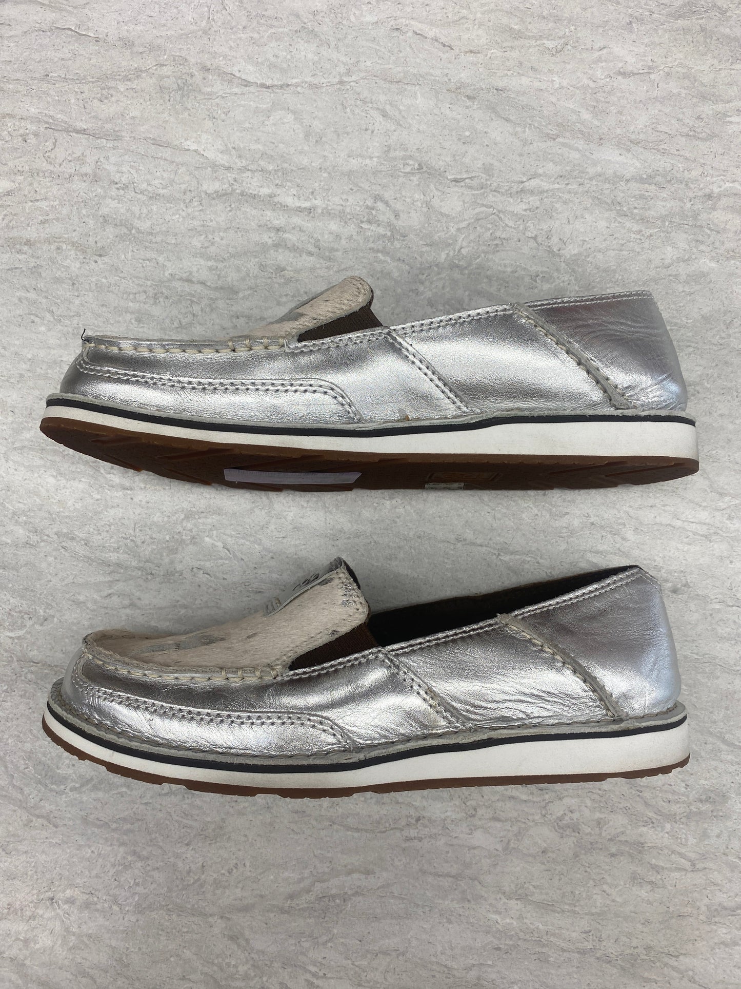 Silver & Tan Shoes Flats Ariat, Size 9
