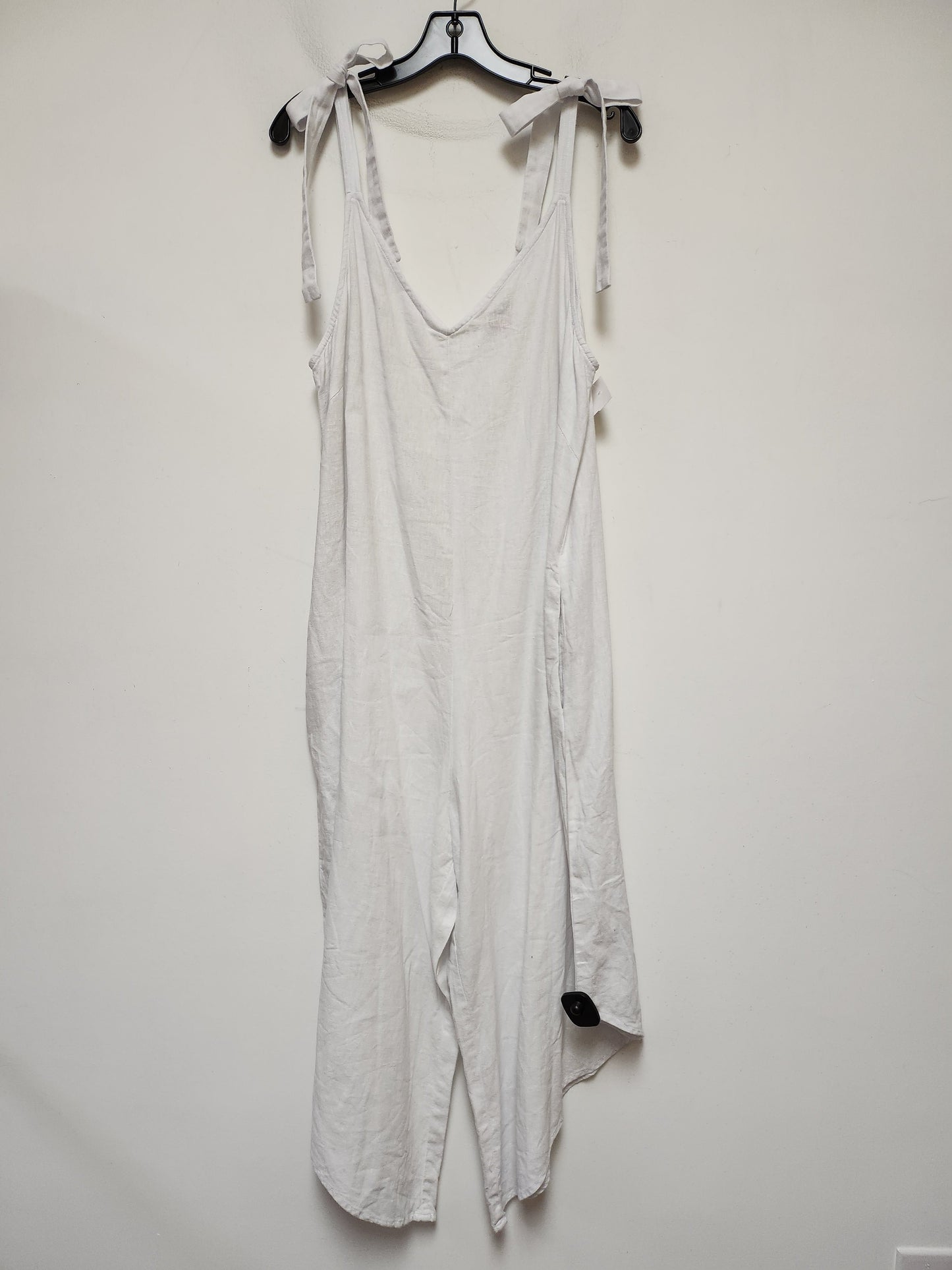 Jumpsuit By Vince Camuto In White, Size: L