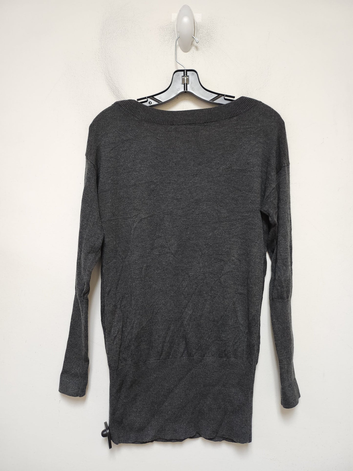 Sweater By White House Black Market In Grey, Size: Xs