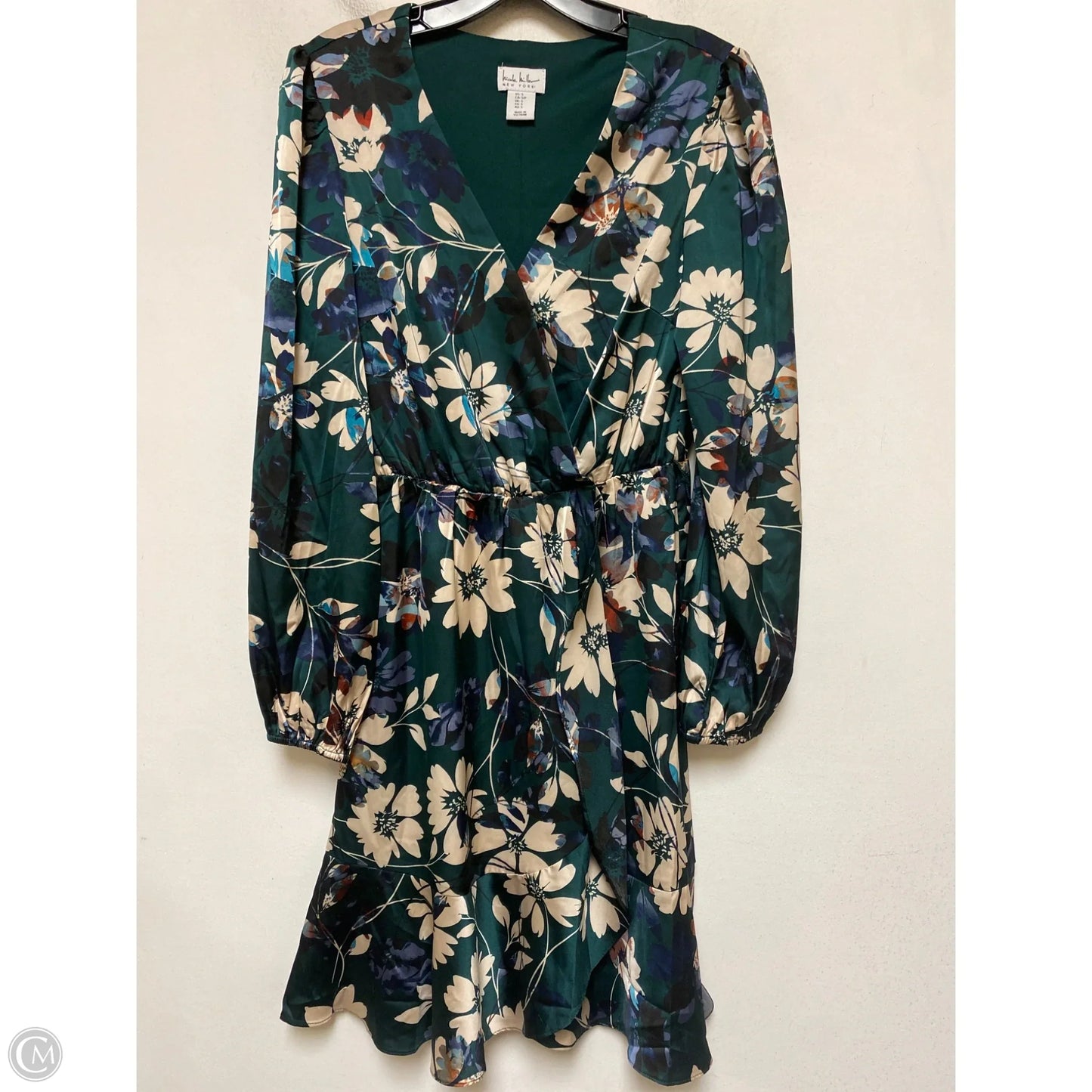 Dress Casual Short By Nicole Miller In Floral Print, Size: S