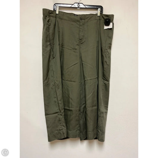 Pants Cropped By Lane Bryant In Green, Size: 18